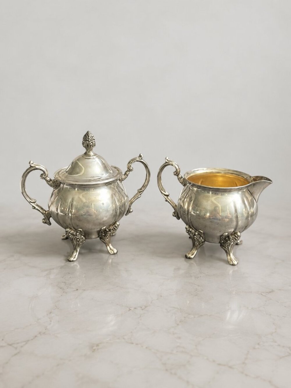 VTG Sheridan Silverplate Creamer & Sugar Set w/ Lid Silver-Plated Copper 1940's